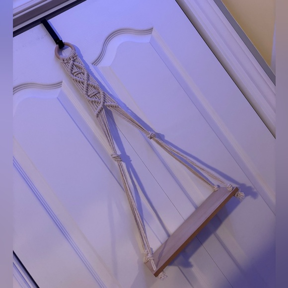 Macrame Hanging Shelf - Picture 1 of 2
